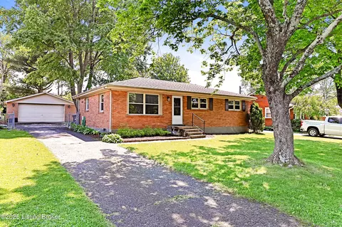7603 Michael Dr, Louisville, KY 40228