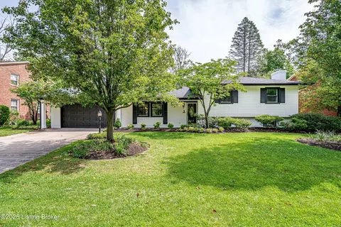 10305 Foxboro Dr, Louisville, KY 40223