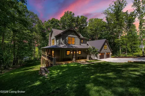 661 Averi Gray Ridge Dr, Mammoth Cave, KY 42259