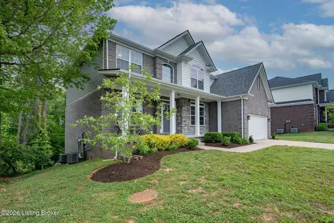 219 N Canterbury Glen Dr, Mount Washington, KY 40047