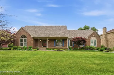905 Tamarisk Ct, Louisville, KY 40223