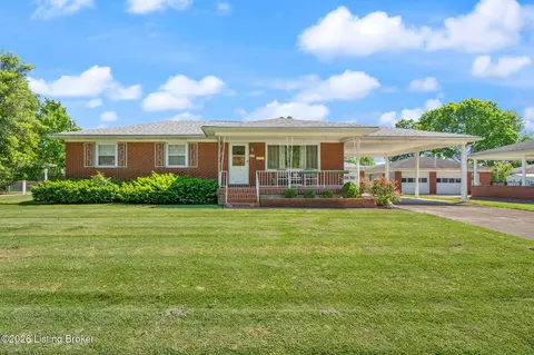 5812 Teakwood Ln, Louisville, KY 40258