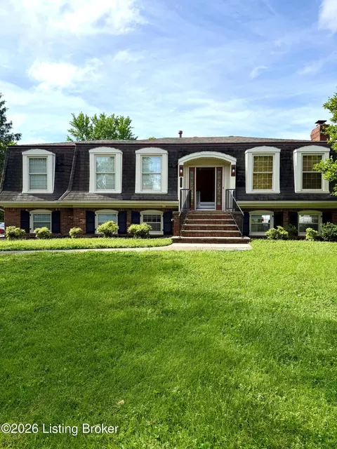 8202 Farmwood Way, Louisville, KY 40291
