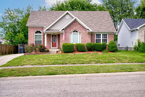 6807 Broadmanor Ln, Louisville, KY 40258