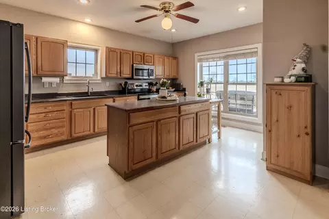 Kitchen - 2942 N Pendleton Rd, Pendleton, KY 40055 photo 1 of 4