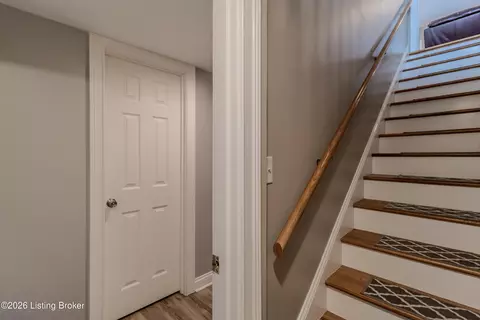 Entry Way - 2942 N Pendleton Rd, Pendleton, KY 40055 photo 4 of 4