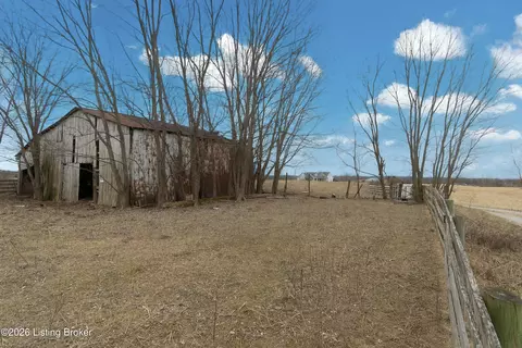 Exterior - 2942 N Pendleton Rd, Pendleton, KY 40055 photo 6 of 18