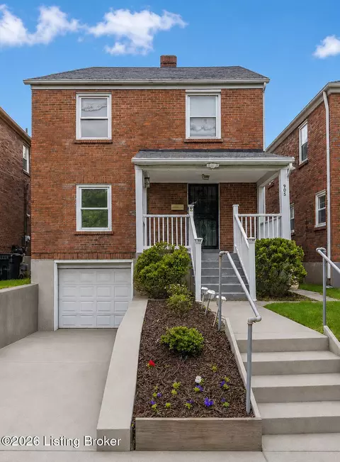 905 Keswick Blvd, Louisville, KY 40217