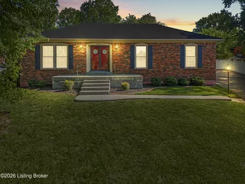 8514 Amerivan Dr, Louisville, KY 40299