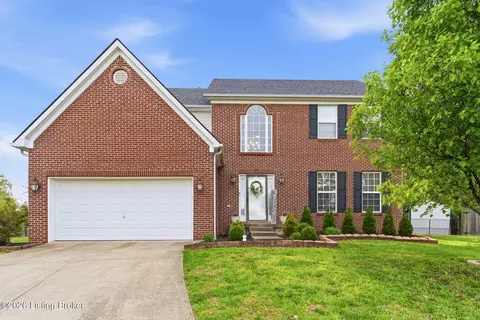 8506 Long Rifle Ct, Louisville, KY 40228