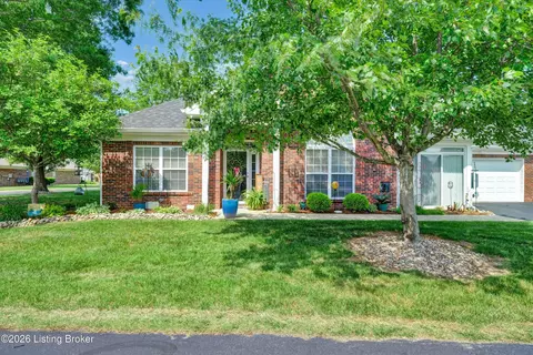 6411 Rivers End Dr, Louisville, KY 40258