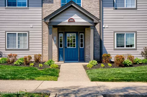 10401 Trotters Pointe Dr #102, Louisville, KY 40241