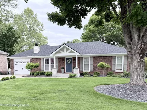 1220 Nightingale Ln, Goshen, KY 40026