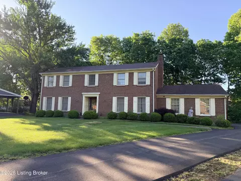 2801 Carrington Ct, Louisville, KY 40242
