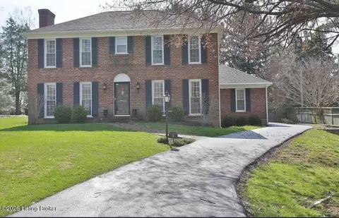 7904 Circle Crest Rd, Louisville, KY 40241