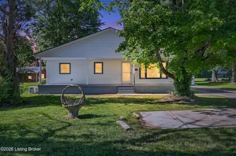 8006 Glaser Ln, Louisville, KY 40291