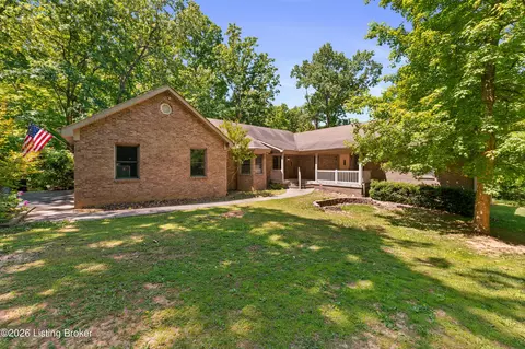 716 Arnold Ln, Shepherdsville, KY 40165