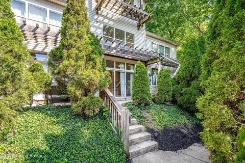 355 Kenilworth Rd, Louisville, KY 40206