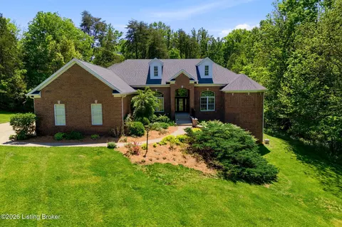 17106 Deer Crossing Trl, Fisherville, KY 40023