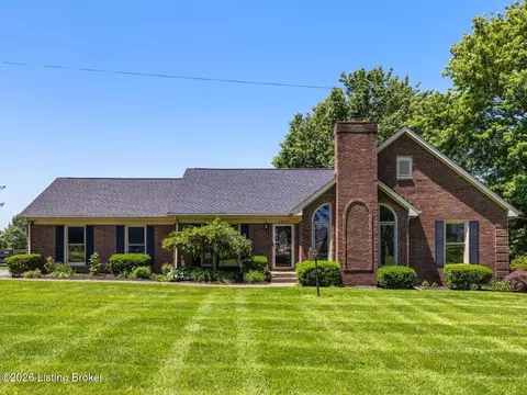 2628 Cedar Point Rd, La Grange, KY 40031