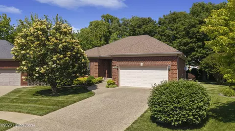 4100 Brook Farm Pl, Louisville, KY 40299