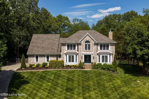 7415 Cambridge Dr, Crestwood, KY 40014
