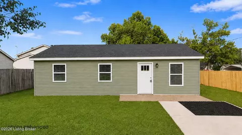 122 N Brookwood Dr, Louisville, KY 40229