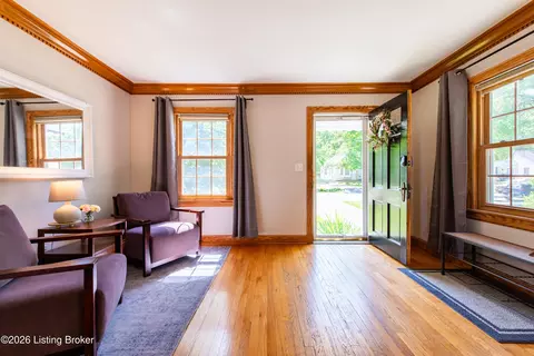 4818 Bellevue Ave, Louisville, KY 40215