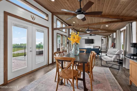 Dining - 199 Doe Run Ln, Springfield, KY 40069 photo 1 of 2