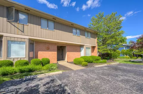 6497 Marina Dr, Prospect, KY 40059
