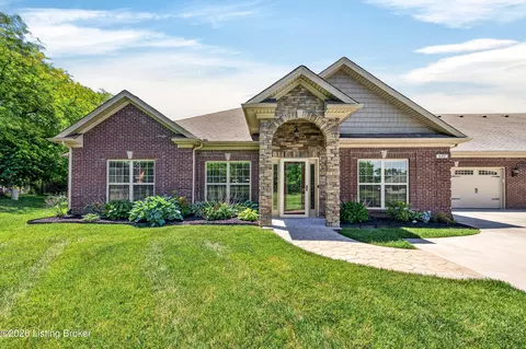 649 Shoshone Ct, Shelbyville, KY 40065