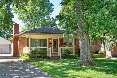 6700 Fernbush Dr, Louisville, KY 40228