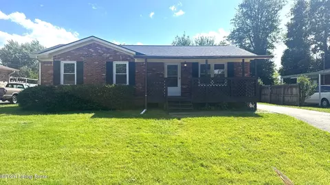 1814 Oakwood Dr, Shelbyville, KY 40065