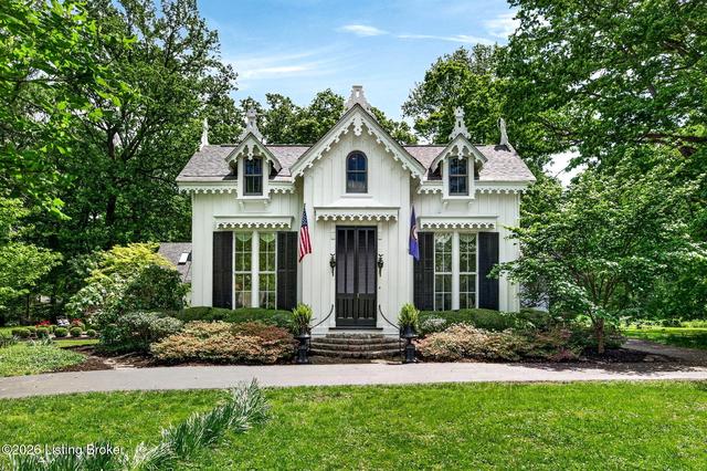 115 Tuliphurst Dr, Pewee Valley, KY 40056