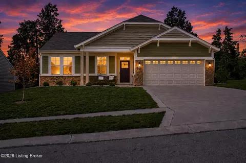 10541 Vista View Dr, Louisville, KY 40291