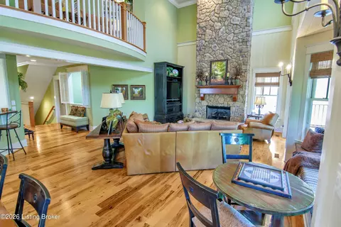 Living - 272 Eagle Point Dr, Austin, KY 42123 photo 2 of 7