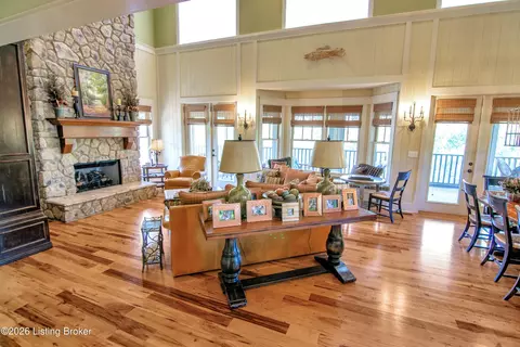 Living - 272 Eagle Point Dr, Austin, KY 42123 photo 1 of 7