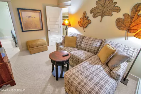 Bedroom - 272 Eagle Point Dr, Austin, KY 42123 photo 10 of 12