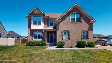 144 Highland Ridge Ct, Mount Washington, KY 40047
