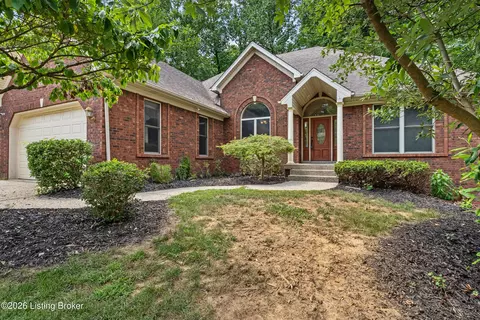 3222 Rolling Oak Blvd, Louisville, KY 40214