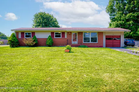 1599 Greenland Park Cir, Shelbyville, KY 40065
