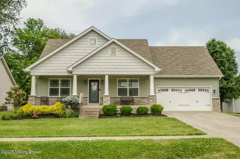 1028 Bogard Ln, Mount Washington, KY 40047