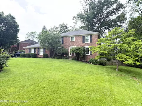 4610 Deepwood Dr, Louisville, KY 40241