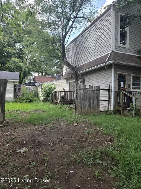2400 Griffiths Ave, Louisville, KY 40212