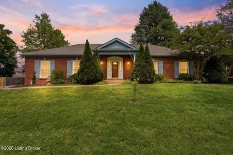 529 Nottingham Pkwy, Louisville, KY 40222