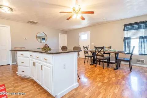 Entry Way - 2365 Hall Simpson Rd, Loretto, KY 40037 photo 1 of 1
