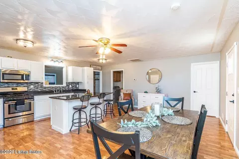 Dining - 2365 Hall Simpson Rd, Loretto, KY 40037 photo 1 of 1