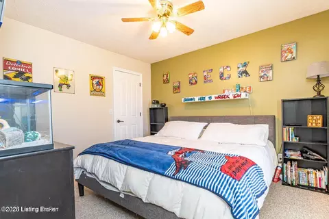 Bedroom - 2365 Hall Simpson Rd, Loretto, KY 40037 photo 3 of 3