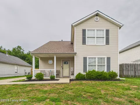 6503 Hunters Chase Ln, Louisville, KY 40258