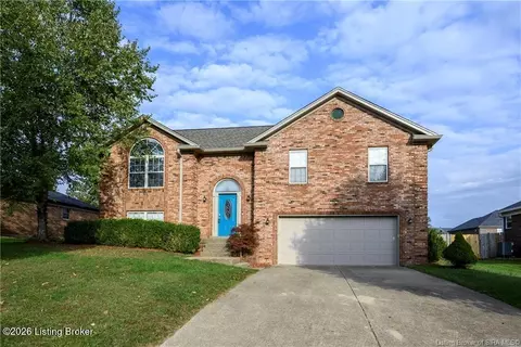 Exterior - 1034 Brookstone Ct, Georgetown, IN 47122 photo 6 of 8